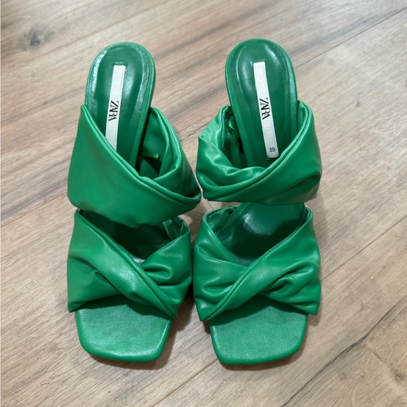 Zara Shoes - Zara Green Heels - Size 39 (EU)